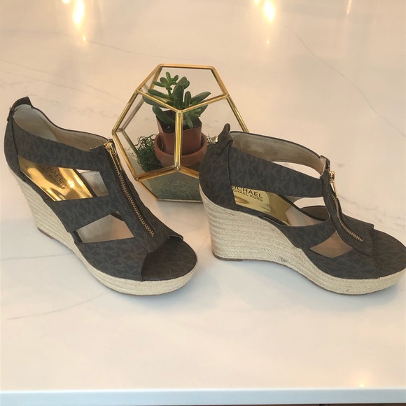 Michael Kors leather wedge heels - Picture 5 of 10